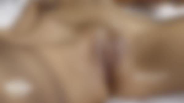 Screenshot #12 aus dem Film Allie Asia Saftige Orgasmen