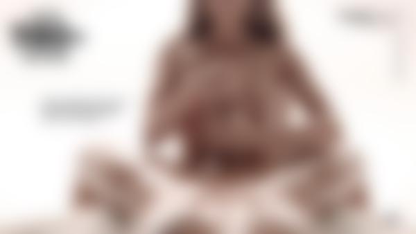 Skærmgreb #10 fra filmen Fine Art Erotisk Massage