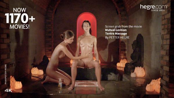 Skærmgreb #7 fra filmen Gensidig Lesbisk Tantra Massage