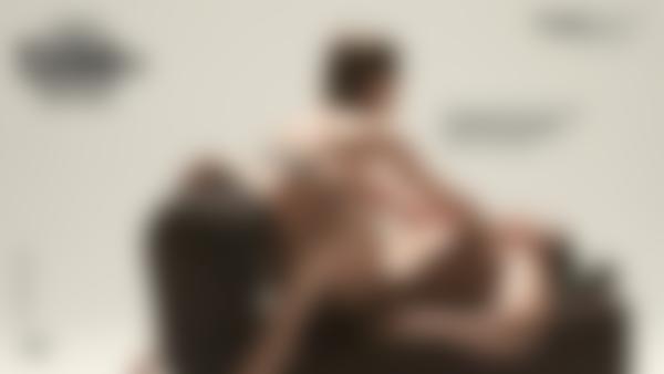 영화 장난스러운 페니스 마사지의 화면 캡처 #10