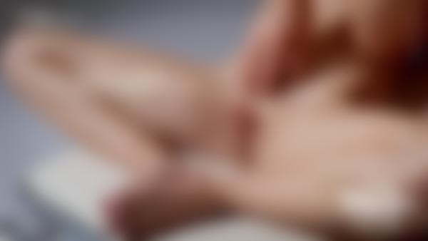 Λήψη οθόνης #10 από την ταινία Δονούμενο Ερωτικό Μασάζ